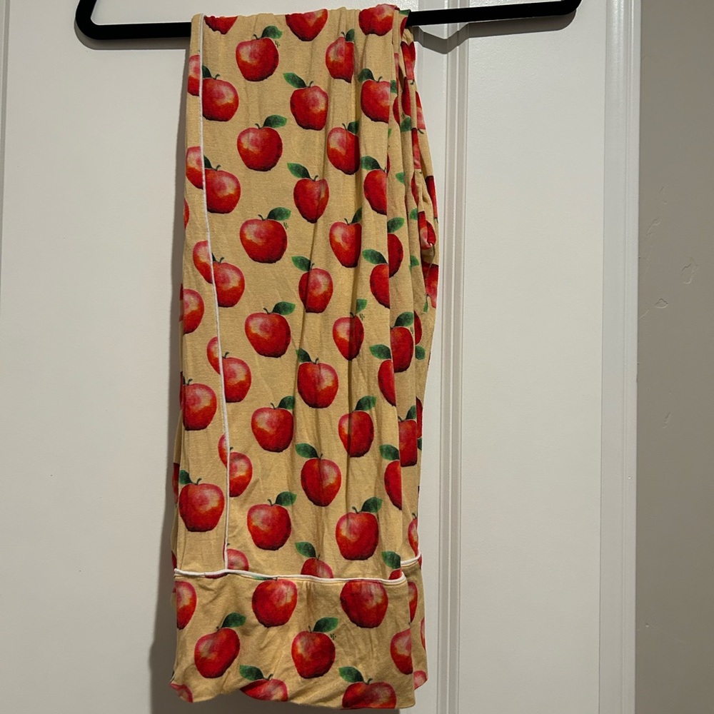 Apple pajama pants - Posh Peanut